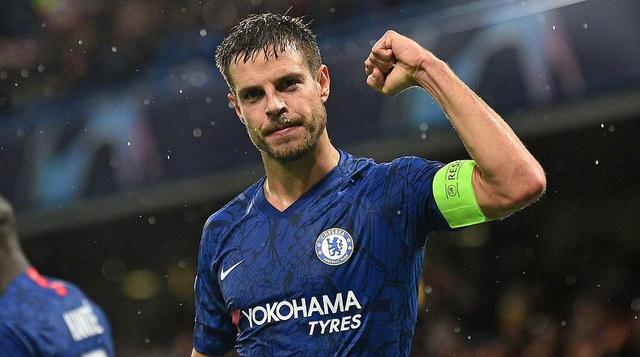  德累斯顿迪纳摩东德足球最后旗帜  